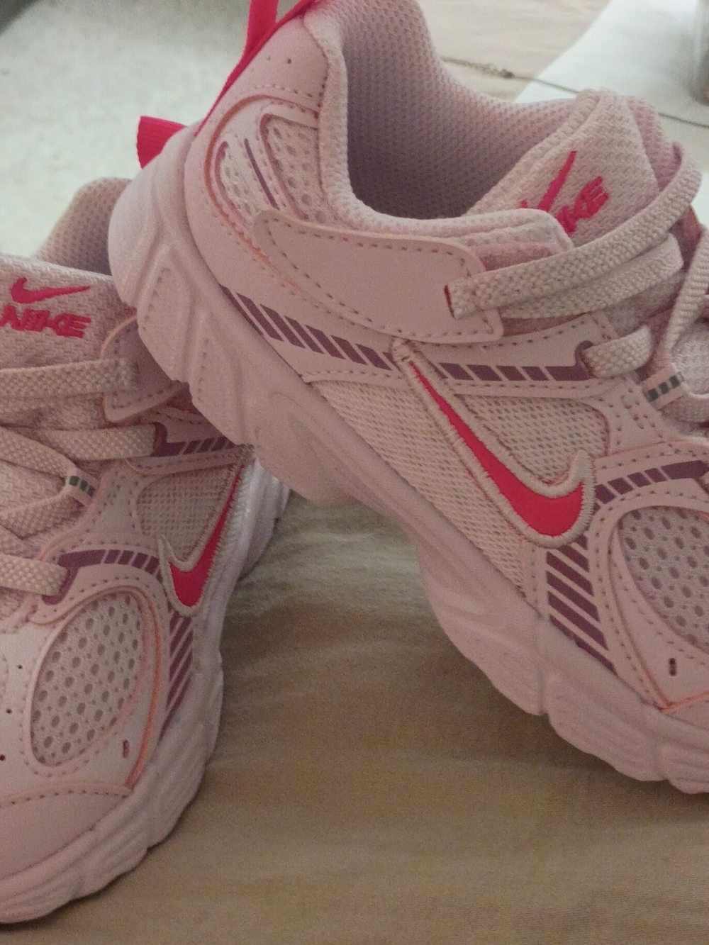 Nike Kids Light Pink and Bright Pink Sneakers